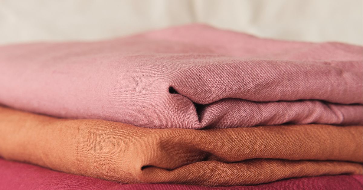 Naturally Dyed Pillowcases (How-To) - An Eco Friendly Home DIY Idea