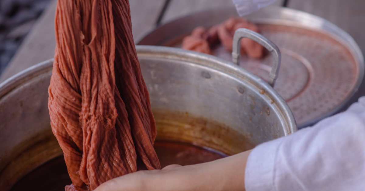 The Hidden Waste Behind Synthetic Dyeing: A Closer Look at the Environmental Impact